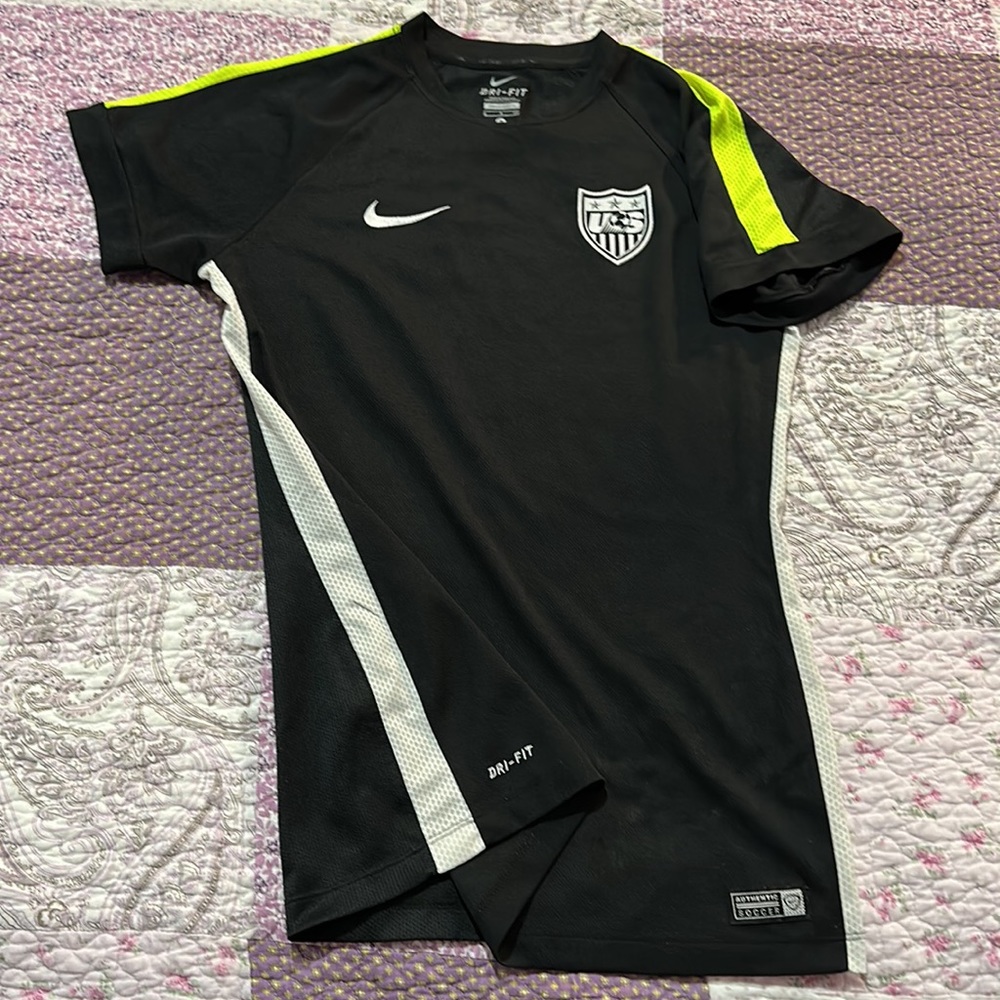 Nike dry fit soccer - Picture 3 of 8
